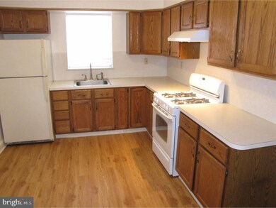 167 Earl Ln, Hatboro, PA 19040 - photo 4