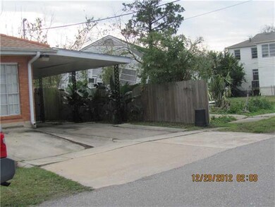 Photo. Carport