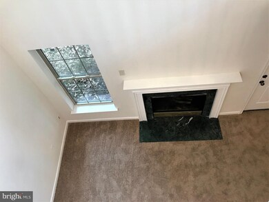 10833 Will Painter Dr, Owings Mills, MD 21117 - photo 5