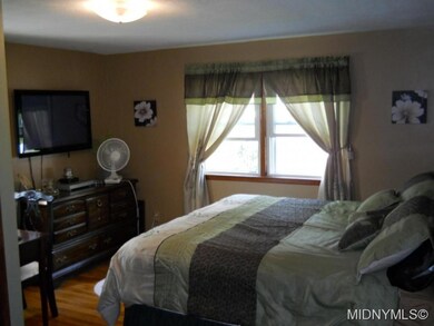 Master Bedroom w/ Master Bath