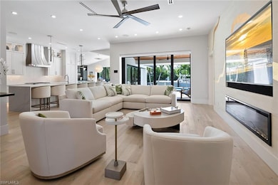 1550 Chesapeake Ave, Naples, FL 34102 - photo 6