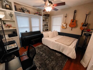 709 E 18th St, Houston, TX 77008 - photo 5