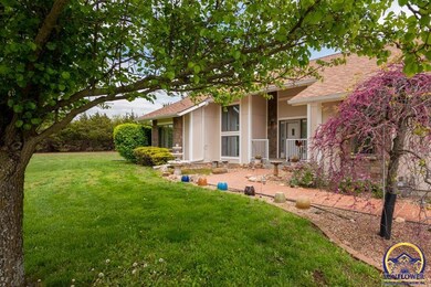 6400 NW Redwood Dr, Topeka, KS 66618 - photo 3