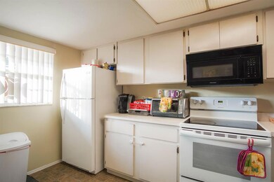 2004 pbt kitchen2