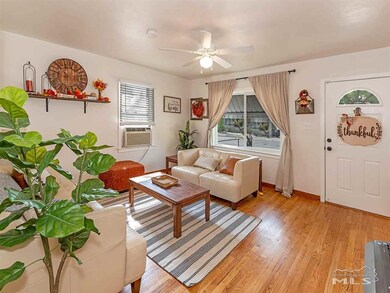 816 10th St, Sparks, NV 89431 - photo 2