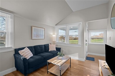 49 Reservoir Rd, Middletown, RI 02842 - photo 4