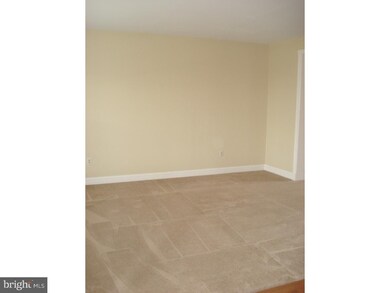 223 Providence Ln, Lansdale, PA 19446 - photo 2