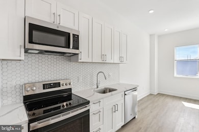 1622 Point Breeze Ave unit 210, Philadelphia, PA 19145 - photo 5
