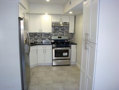 424 Lisk Ave unit 188, Staten Island, NY 10303 - photo 2