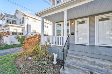 108 Newington Rd, West Hartford, CT 06110 - photo 4