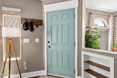 04-Interior Entry Way