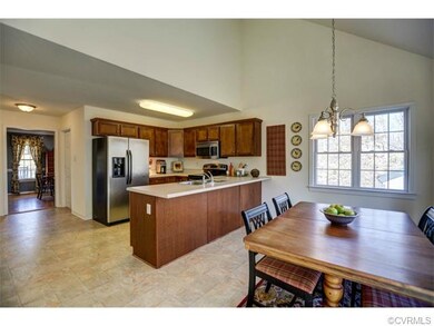 There's plenty of space for entertaining - your gu