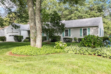 152 Prince Hinckley Rd, Centerville, MA 02632 - photo 2