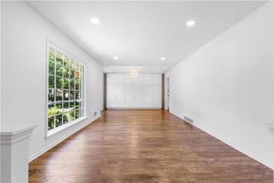 12317 W 102nd St, Lenexa, KS 66215 - photo 4