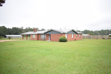 249 V E Howell Rd, Lucedale, MS 39452 - photo 3