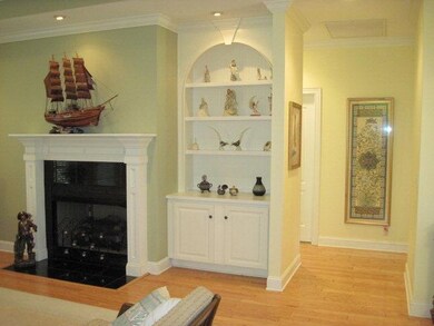 Living Rm built-ins