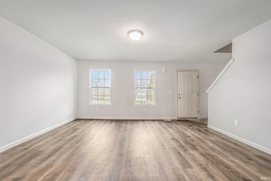 50656 Hunters Edge Dr, Elkhart, IN 46514 - photo 2