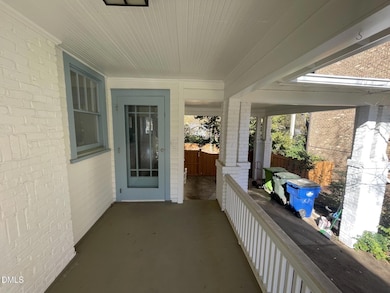 313 Calvin Rd, Raleigh, NC 27605 - photo 3