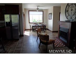 Sitting Area & Dining Area