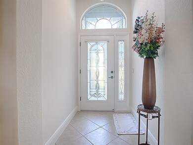 7223 SE 173rd Arlington Loop, The Villages, FL 32162 - photo 3