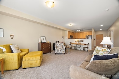 516 Darby Dr unit 207, Bellingham, WA 98226 - photo 7