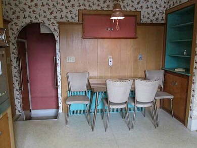Kitchen. Kitchen/Dining Area