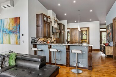 Living Room/Kitchen