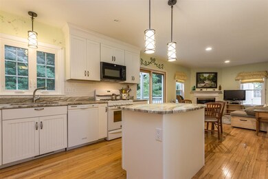 7 Wyndbrook Cir, Exeter, NH 03833 - photo 4