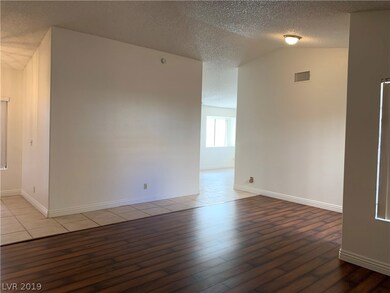 2832 Autumn Haze Ln, Las Vegas, NV 89117 - photo 4