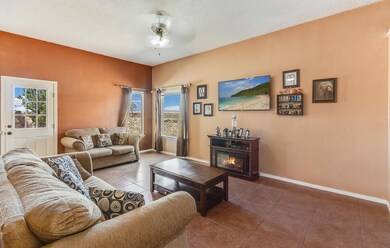 14333 Desert Cactus Dr, Horizon City, TX 79928 - photo 6