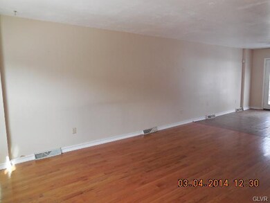 505 Old Forge Dr, Bath, PA 18014 - photo 2