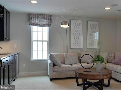 900 Magnolia Blossom Ct, Sykesville, MD 21784 - photo 5