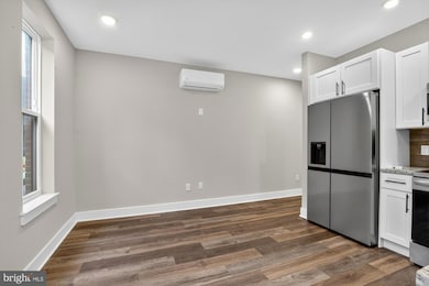 1924 N Front St unit 204, Philadelphia, PA 19122 - photo 5