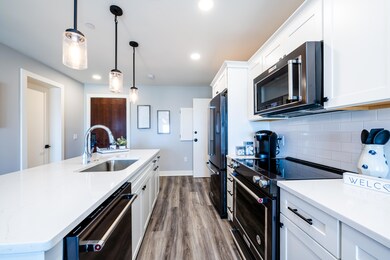 Inn 705 707-606