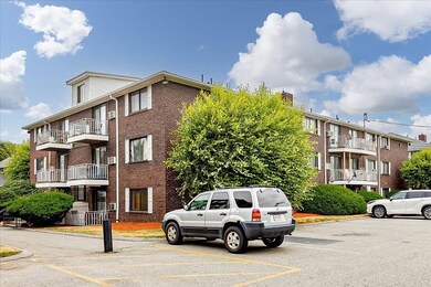 274 E Haverhill St unit 3, Lawrence, MA 01841 - photo 7