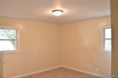 5327 Williamsburgh Dr, Fayetteville, NC 28304 - photo 7