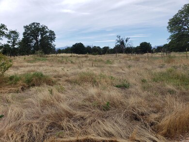 10150 Frazier Rd, Redding, CA 96003 - photo 4