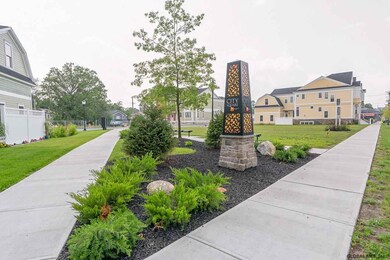 17 Cherry St, Saratoga Springs, NY 12866 - photo 3