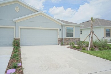 7845 Timberview Loop, Wesley Chapel, FL 33545 - photo 2