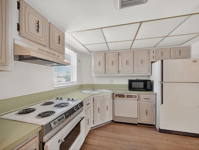 18081 SE Country Club Dr unit 17170, Jupiter, FL 33469 - photo 4