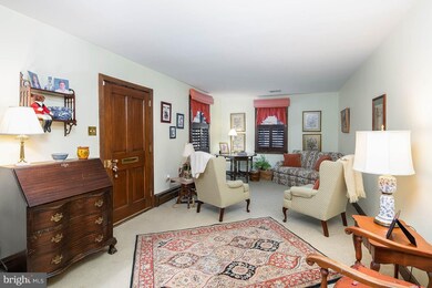 338 E Elm St, Reading, PA 19607 - photo 3