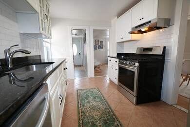 10 Rawlins St, Salem, MA 01970 - photo 7