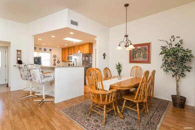 10726 W Wheatridge Dr, Sun City, AZ 85373 - photo 4