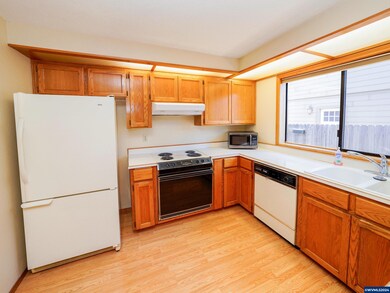 1824 Zachris Ct NE, Keizer, OR 97303 - photo 7