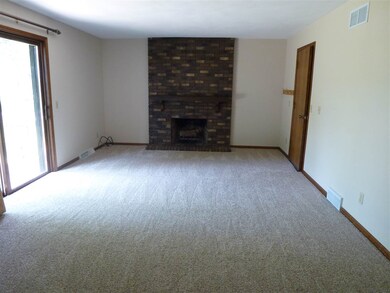 6014 Adams Rd, Fitchburg, WI 53575 - photo 7