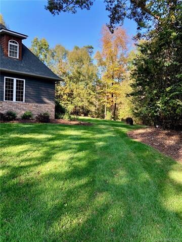 2445 Falcon Ln, Statesville, NC 28625 - photo 2