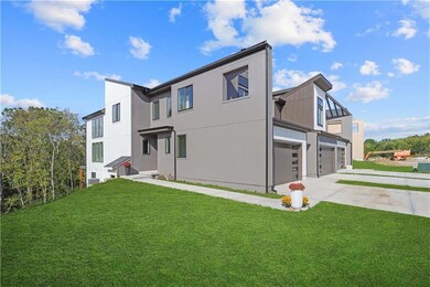 22520 W 93rd St, Lenexa, KS 66227 - photo 4