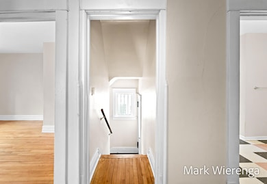 272 Henry Ave SE, Grand Rapids, MI 49503 - photo 4