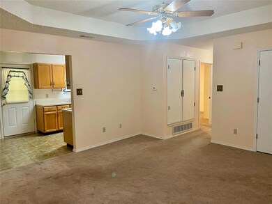 313 Marengo St, Cleburne, TX 76033 - photo 3