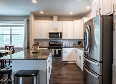 94 Steamboat Drive-25